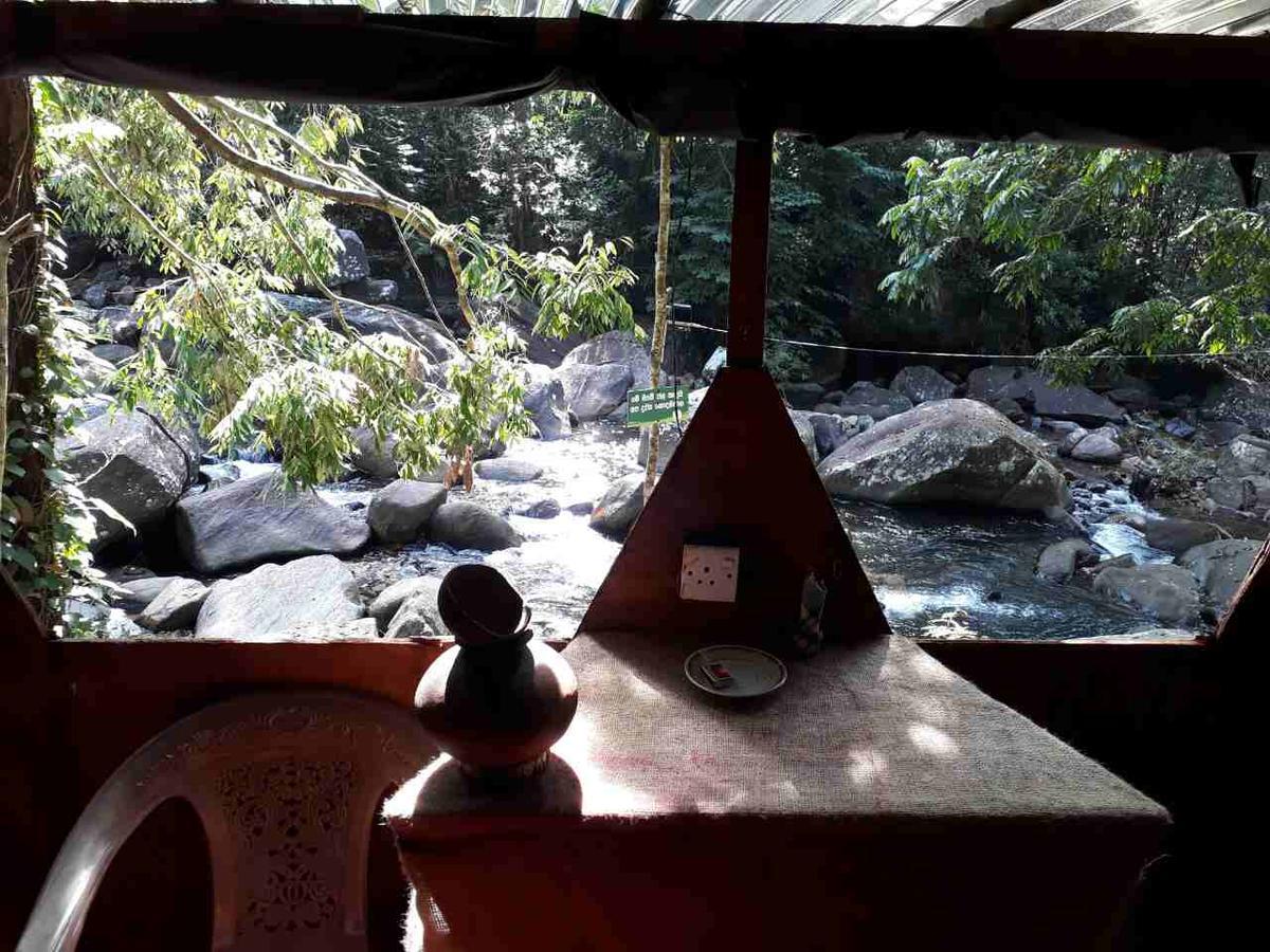 Girankiththa Eco Resort Kitulgala Bagian luar foto